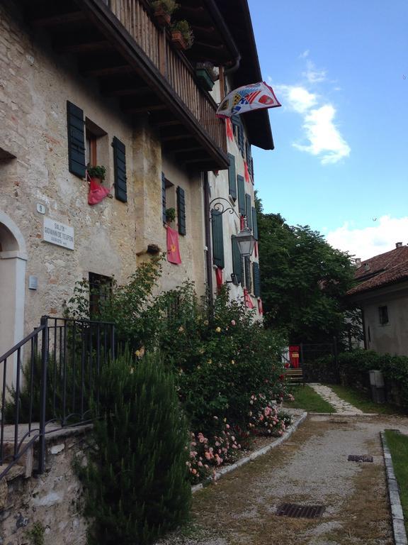 Bus De L'Och Bed and Breakfast Feltre Esterno foto