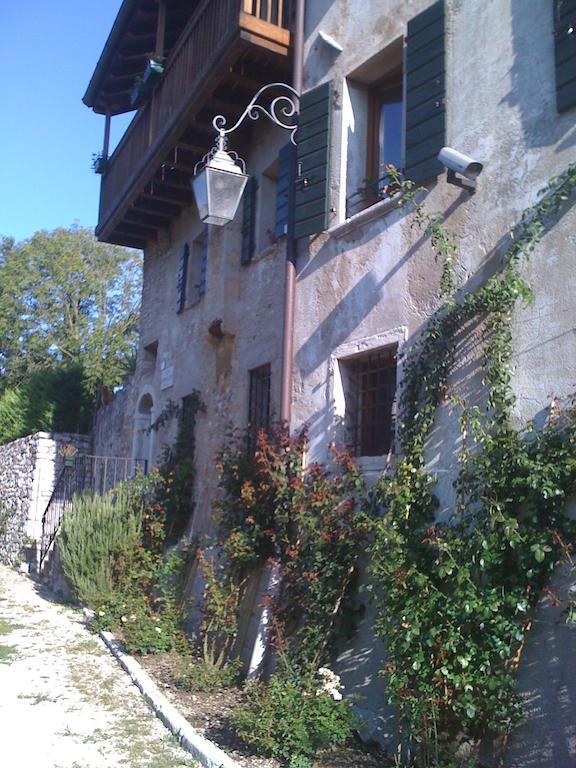 Bus De L'Och Bed and Breakfast Feltre Esterno foto